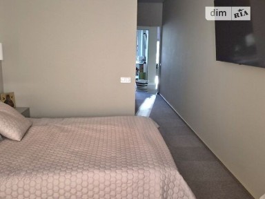 Продаж 2к квартири 81.9 кв. м на вул. Пасічна • ID 35013665