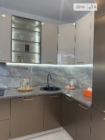 Продаж 2к квартири 68.4 кв. м на вул. Андрія Шептицького 10, кв. 5 • ID 35013520