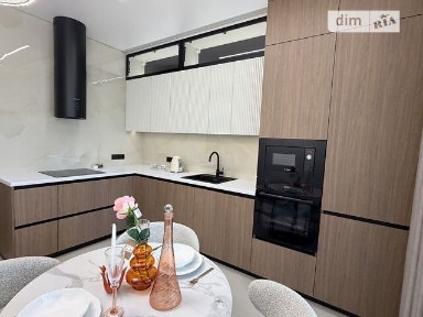 Продаж 2к квартири 69.8 кв. м на вул. Краснова 1Ж • ID 35013327