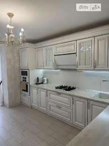 Продаж 4к квартири 107 кв. м на вул. Василя Порика 44 • ID 35012939
