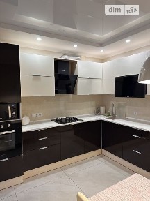 Продаж 2к квартири 68 кв. м на вул. Антонова Олега • ID 35012726