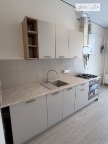 Продаж 2к квартири 71 кв. м на вул. Трамвайна 37 • ID 35011386