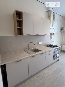 Продаж 2к квартири 71 кв. м на вул. Трамвайна 37 • ID 35011386