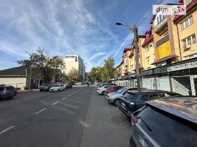 Здається комерційне приміщення на вул. Франка Івана, площа 93.4 кв. м • ID 35013845