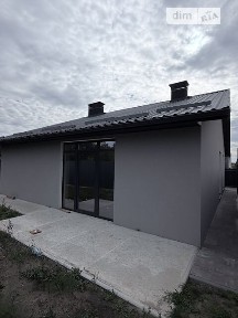Продаж 1 поверхового будинку з ділянкою на 2.5 сотки, 106 кв. м, 3 кімнати, на вул. Зоряна 4 • ID 35013701