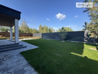 Продаж 2 поверхового будинку з ділянкою на 7 соток, 200 кв. м, 4 кімнати, на вул. Квітнева • ID 35012890