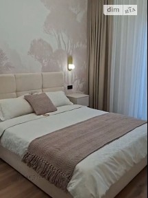 Продаж 2к квартири 70 кв. м на вул. Краснова 1 • ID 35009474