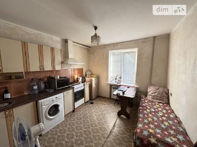 Продаж кімнати 37 кв. м на вул. Металургів • ID 35013975