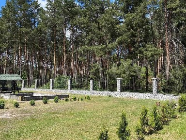 Продається житловий комплекс у с Дівички