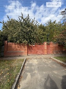 Продаж 3 поверхового будинку з ділянкою на 6.7 сотки, 650 кв. м, 6 кімнат, на вул. Європейська 39 • ID 35014230