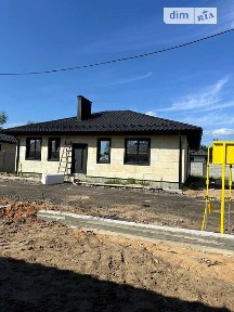 Продаж 1 поверхового будинку з ділянкою на 4 сотки, 110 кв. м, 3 кімнати, на вул. Успішна • ID 35014130