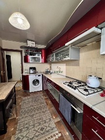 Продам готову 3-х кімнатну квартиру з меблями та технікою, мікрор-н Жовтневий
