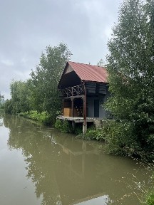 Затишний Будиночок для відпочинку та святкувань, сауна, чан, в Городку