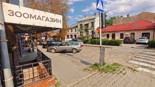 Топова локація - оренда універсального комерційного приміщення 112 кв. м. по вул. Головна 119, навпроти центрального входу у парк Шевченка!