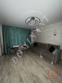 Продаж 3-кімнатної квартири 69 м², Автозаводська вул., 24
