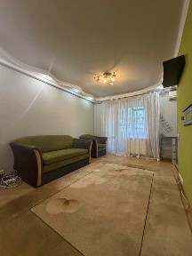 Оренда 3-кімнатної квартири 68 м², Дніпровська наб., 7А