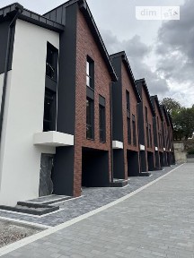 Продаж 2 поверхового таунхауса з ділянкою на 1 сотку, 135 кв. м, 3 кімнати, на вул. Загірна 63 • ID 35014602