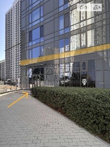 Продаж комерційного приміщення на вул. Академіка Заболотного 1, площа 265 кв. м • ID 35015767