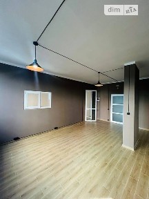 Продаж комерційного приміщення на вул. Мікльоша Карла, площа 71.2 кв. м • ID 35015170