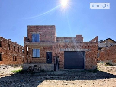 Продаж 2 поверхового будинку з ділянкою на 5 соток, 218 кв. м, 4 кімнати, на вул. Лісна • ID 35014829