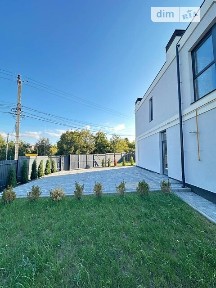 Продаж 2 поверхового дуплекса з ділянкою на 3.35 сотки, 118 кв. м, 3 кімнати, на вул. Гунашевського 1 • ID 35014732