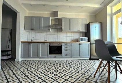 Продажа квартиры на Аболмасова 4