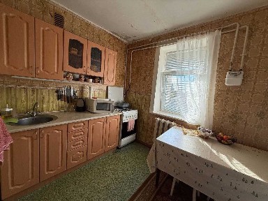 Продаж 2-кімнатної квартири по вул. Революції Гідності (Супруна) в ЦЕНТРІ міста