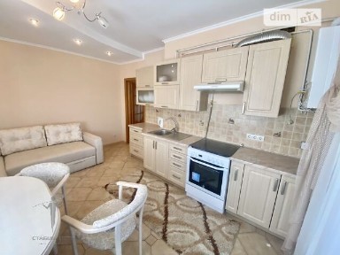 Продаж 1к квартири 61 кв. м на вул. Івасюка 78 • ID 35017717