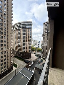 Продаж 2к квартири 80 кв. м на вул. Генуезька 1Е • ID 35017710