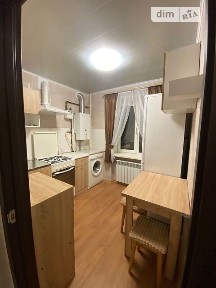 Продаж 1к квартири 32 кв. м на просп. Поля Олександра • ID 35017619