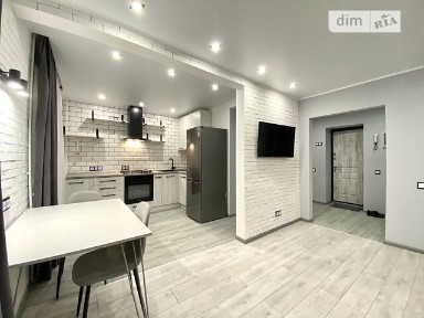Продаж 1к квартири 38.5 кв. м на просп. Центральний • ID 35017496