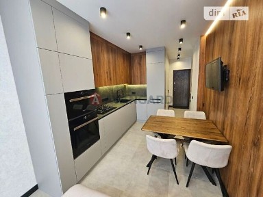 Продаж 1к квартири 43 кв. м на вул. Стрийська • ID 35017334