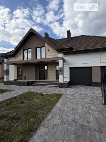 Продаж 2 поверхового будинку з ділянкою на 16 соток, 380 кв. м, 7 кімнат, на вул. Центральна • ID 35017329