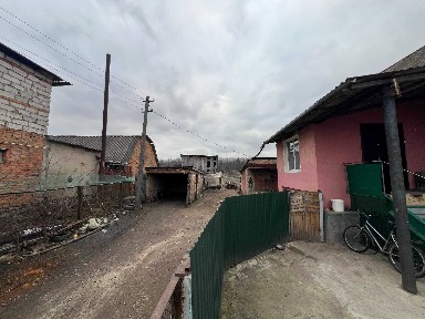 Будинок з комунікаціями Житомирський район.