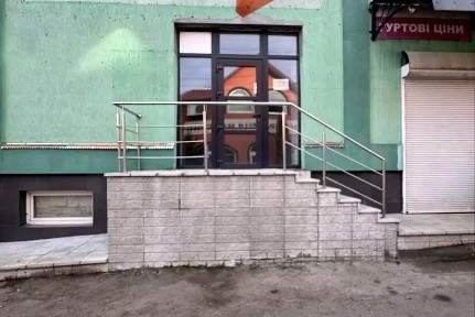 Здається в оренду магазин на Краківському ринку, що по вул. Базарна 10