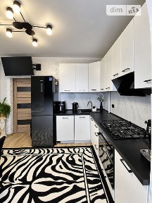 Продаж 2к квартири 70 кв. м на вул. Капушанська • ID 35016299