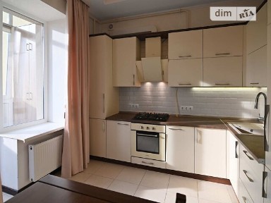 Продаж 3к квартири 82 кв. м на вул. Гайдамацька 2В • ID 35014480