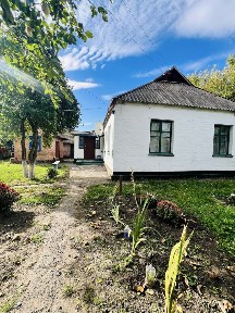 Продається бадинок в уентральній частині м. Городище Черкаська обл