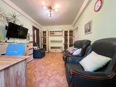 Борщагівка, Л. Курбаса 18в, 3-й поверх, газ, кінцева трамваю