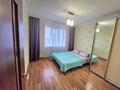 Посуточная аренда Квартира ТРК Украина, рядом 602,пр. Юбилейный, Охматдет, Медкомплекс