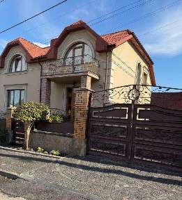 Продаж будинку, вул Жуковського