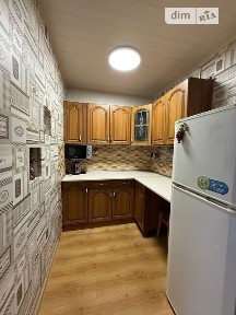 Продаж кімнати 18 кв. м на вул. Михайла Грушевського 1 • ID 35018330