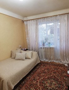 Продаж 1-х кімн, вул. Ентузіастів, поверх 2/5, гарний стан!