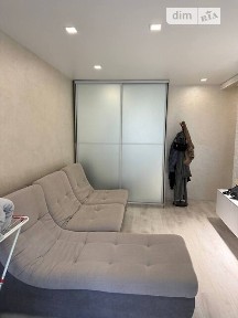Продаж 1к квартири 32.5 кв. м на вул. Писаржевського 8 • ID 35018931
