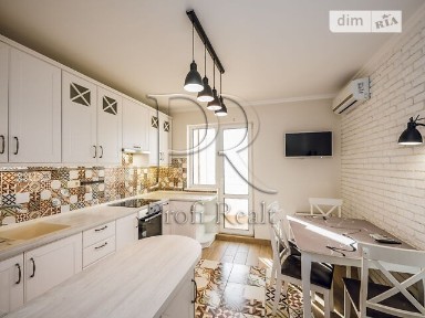 Продаж 2к квартири 66 кв. м на вул. Тираспольська 60 • ID 35018944