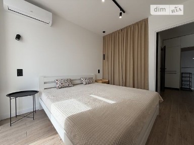 Довготривала оренда 1к квартири на вул. Набережна Перемоги 44 • ID 35019055