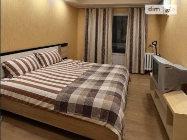 Довготривала оренда 2к квартири на вул. Борщагівська 2 • ID 35018998