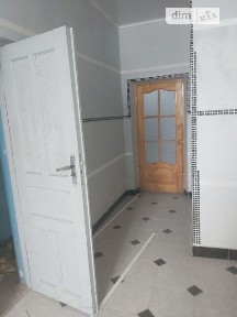 Продаж спеціального приміщення на пл. Волі 1, площа 289.3 кв. м • ID 35020360