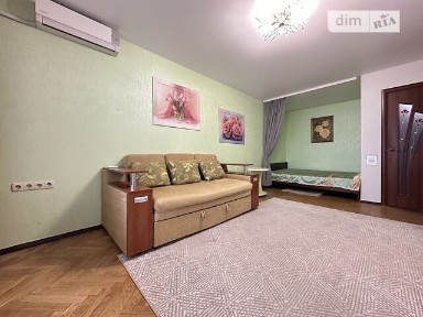 ГАЗ! Здам в оренду ВИДОВУ квартиру, метро Лівобережна - 5 хвилин пішки
