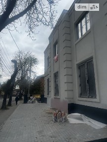 Продаж комерційного приміщення на вул. Малиновського 20, площа 130 кв. м • ID 35020603